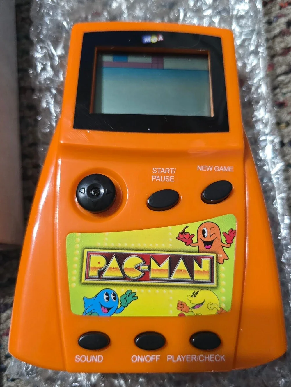 TM & MGA Entertainment Vintage 2004 NEW Classic Arcade Handheld Game PACMAN